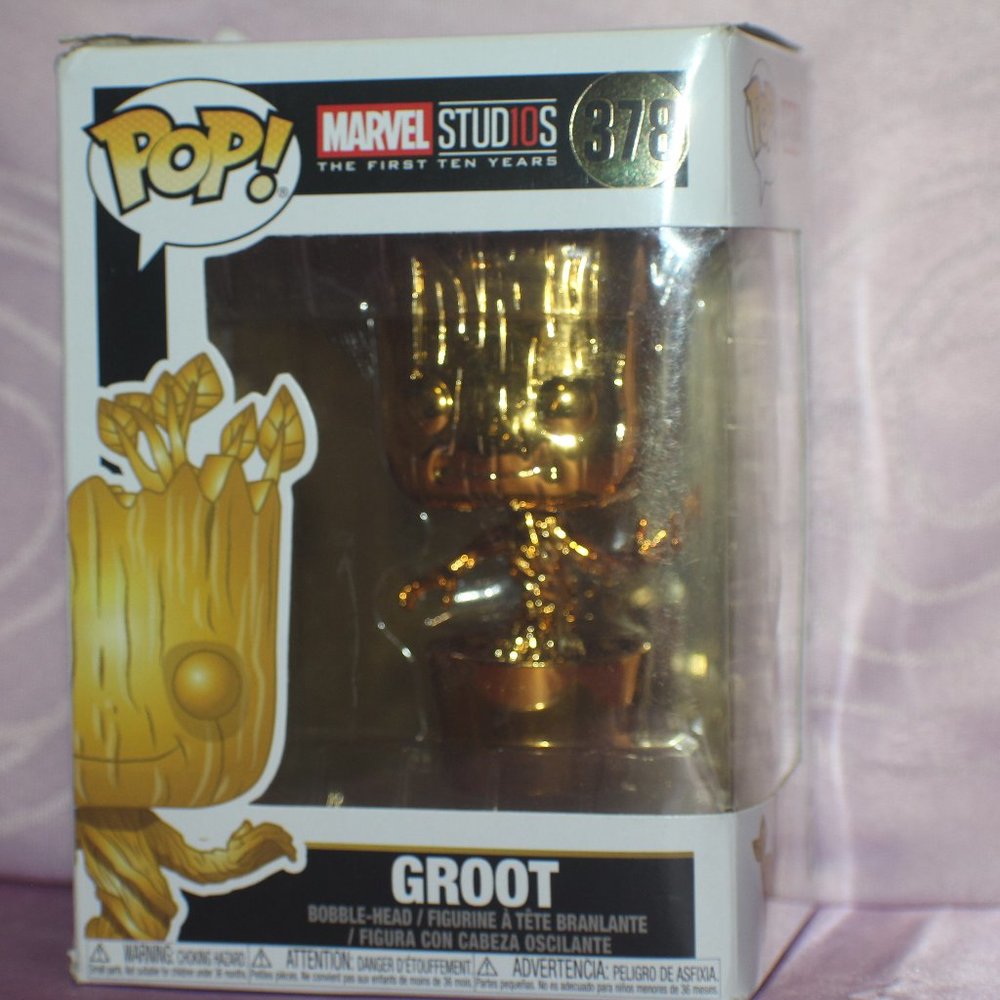 FUNKO POP GOLD GROOT